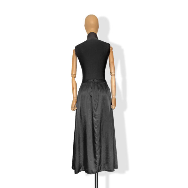 Falda negra - Image 4